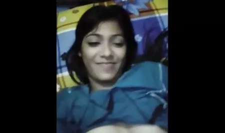 பள்ளி பெண் அவா டெய்லர் தேவைகளை ஒரு வீட்டில் சவாரி ஆபாச அழகான பெண்கள்