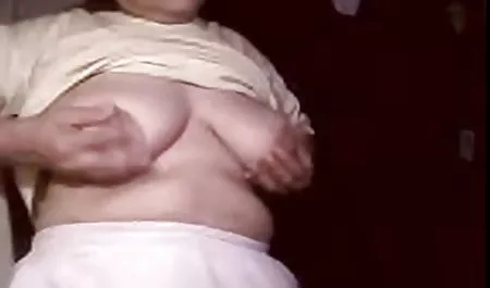 மனைவி அழகான ஆபாச வி. கே. பகிர்ந்து